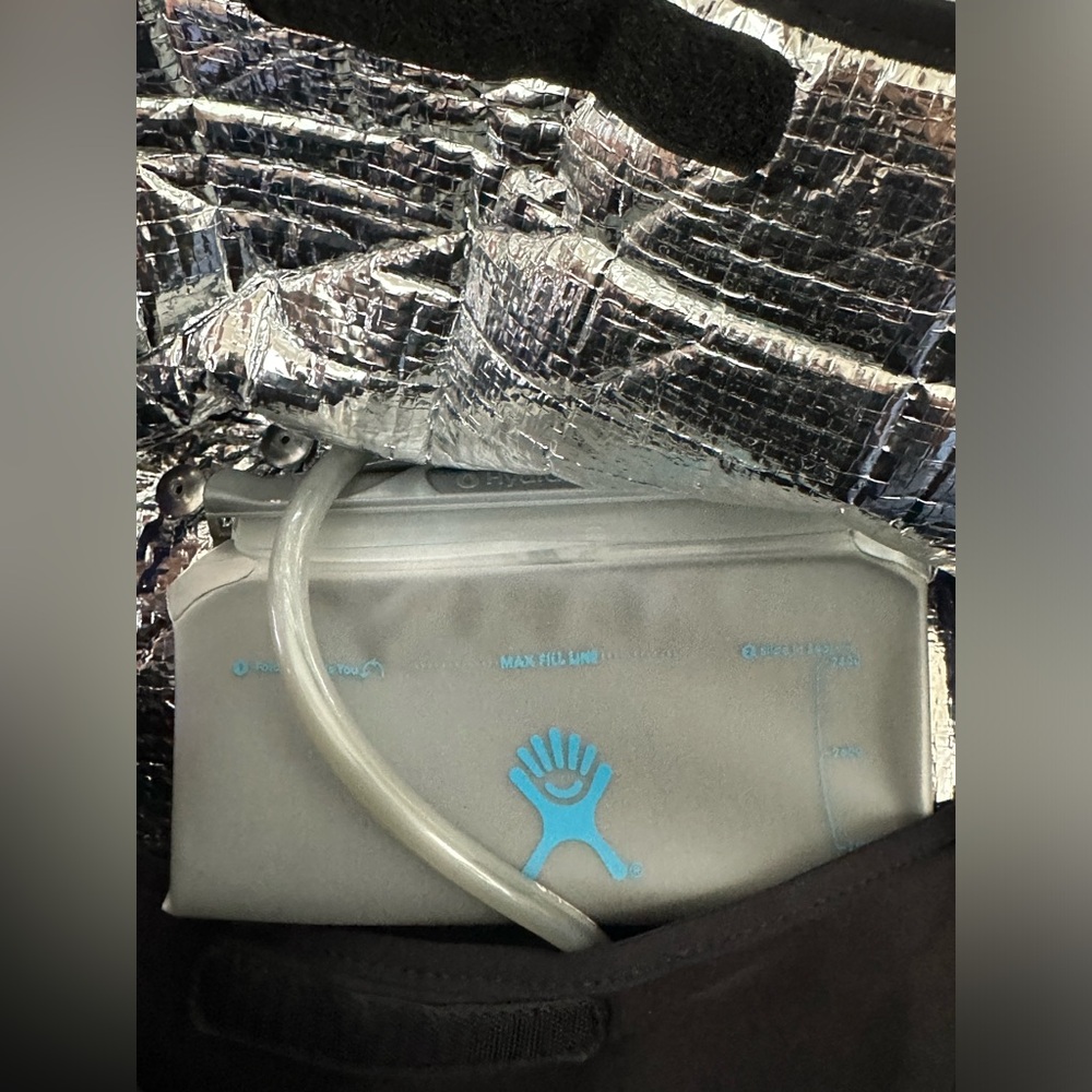 Hydroflask Hydration Back Pack. - image 3